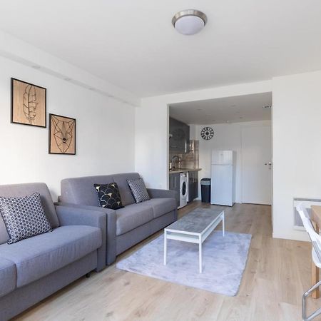 פריז Home Suite Home Orfila Saint Fargeau מראה חיצוני תמונה
